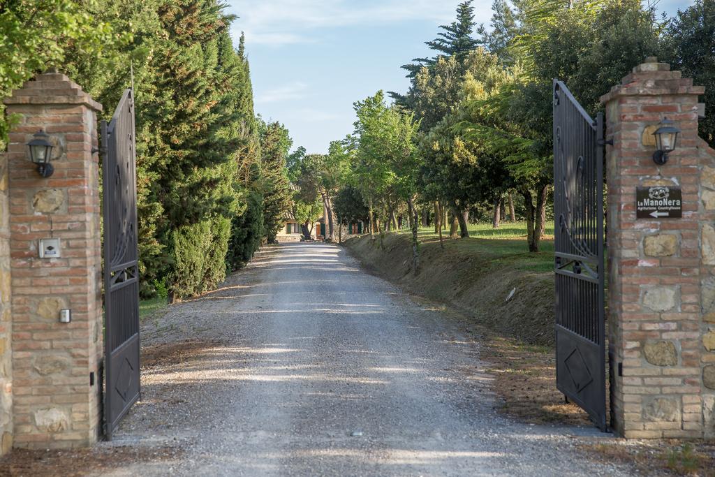 Agriturismo La Manonera Montepulciano Exterior photo